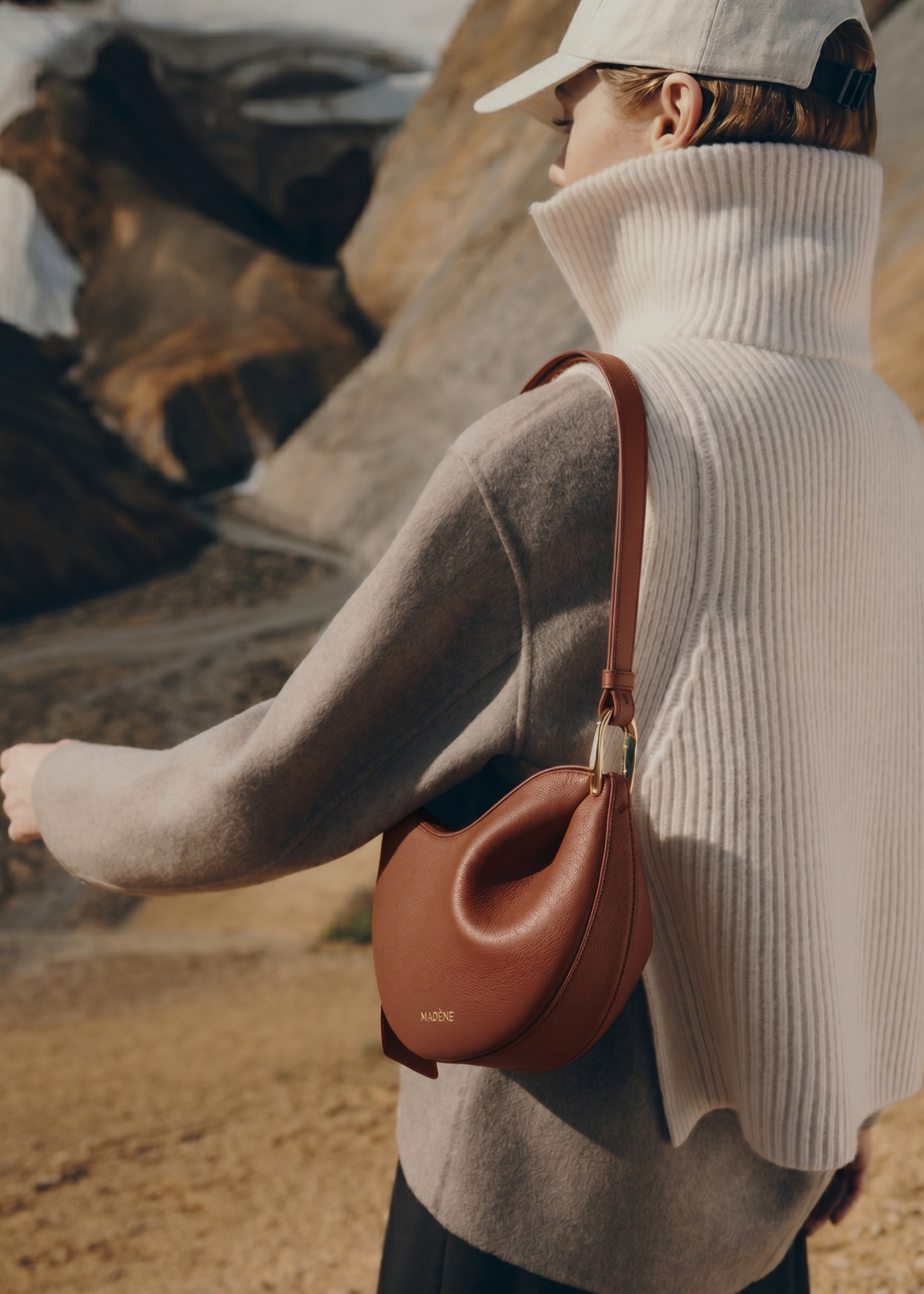 Valenne - Textured Cognac